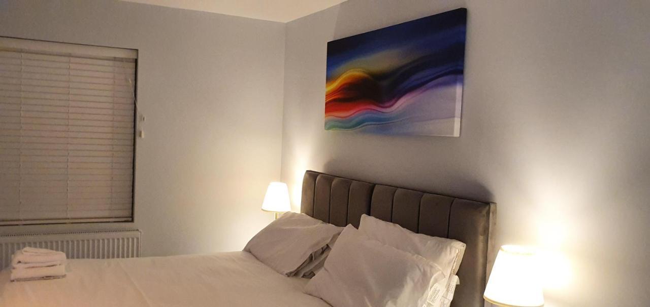 Garland Modern Spacious Apartment, Brentwood 1 Exterior foto